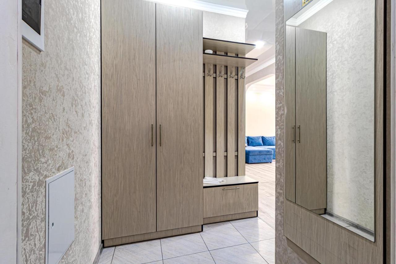 Apartments Lux 53/141 Astana Exterior foto